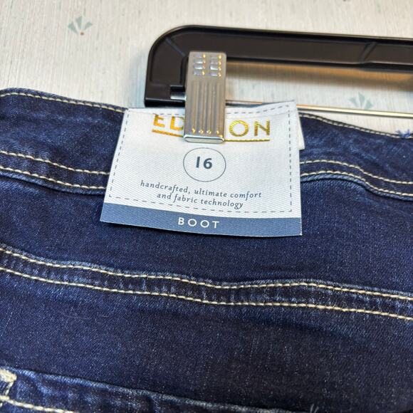 Seven7  Boot Cut Jeans Size 16 Dark Wash Mid Rise Lane Bryant Casual Stretch NWT - Picture 10 of 11